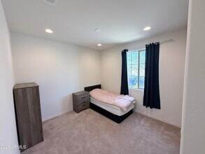 32441 N 19th Ln in Phoenix, AZ - Building Photo - Building Photo