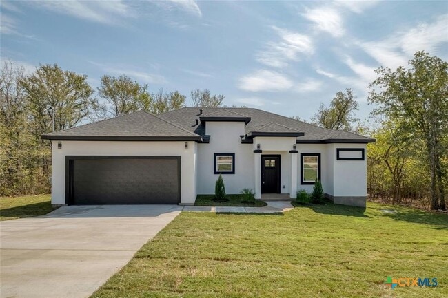 property at 121 Diamond Head Dr