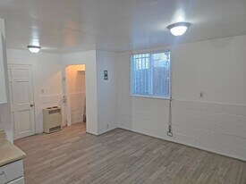 13801 S Vermont Ave in Gardena, CA - Building Photo