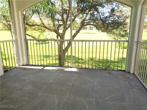 85 Silver Oaks Cir in Naples, FL - Building Photo - Building Photo