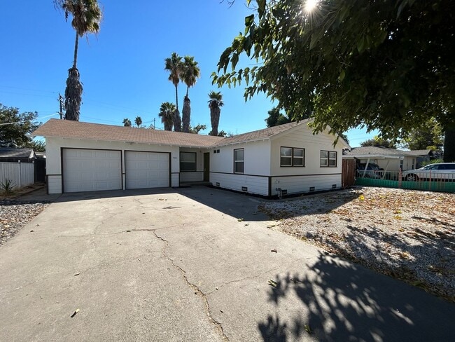 property at 508 El Vista Ave
