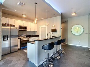 1 S Eola Dr in Orlando, FL - Building Photo - Building Photo