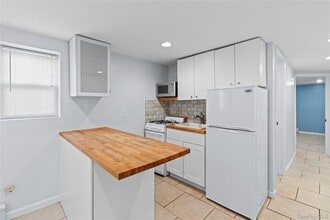 26 Indiana Ave in Long Beach, NY - Building Photo - Building Photo