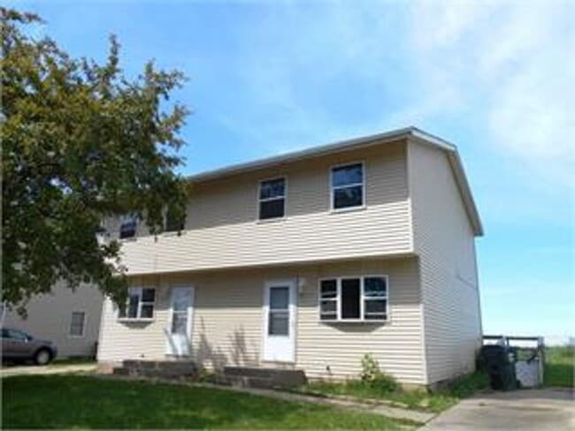 property at 4132 N Elsie Ave