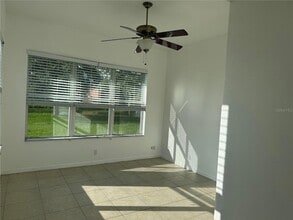 27107 Winged Elm Dr, Unit 3 in Wesley Chapel, FL - Foto de edificio - Building Photo
