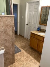 18 Schollcrest Ave in Deptford, NJ - Building Photo - Building Photo