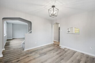 9722 Glendale Rd in Pittsburgh, PA - Building Photo - Building Photo