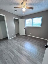 4802 24th St E in Dickinson, TX - Building Photo - Building Photo