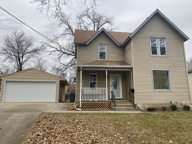property at 436 Glendale St