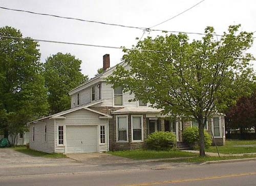 129 Main St in Camden, NY - Foto de edificio - Building Photo