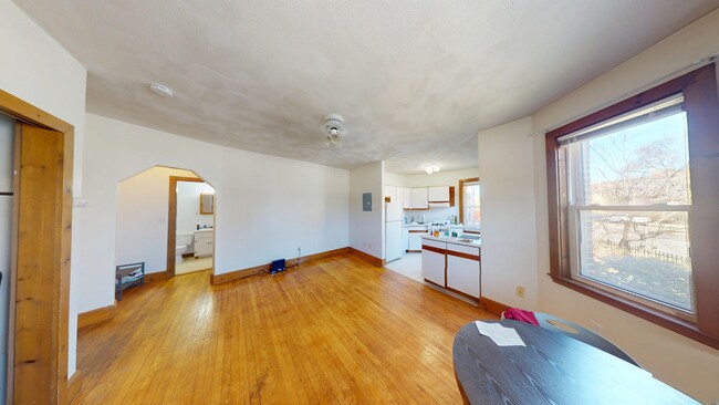 221 Chestnut Hill Ave, Unit 9999 in Boston, MA - Building Photo - Building Photo