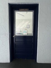 8340 Sands Point Blvd in Tamarac, FL - Building Photo - Building Photo
