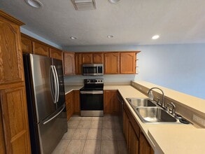 2631 NW 104th Ct in Gainesville, FL - Building Photo - Building Photo