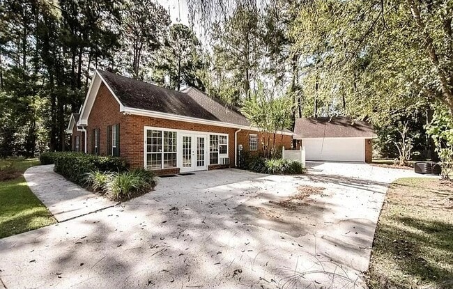 2 Lauries Pt in Valdosta, GA - Foto de edificio - Building Photo