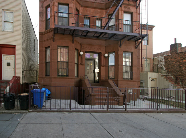 872--874 Madison St in Brooklyn, NY - Building Photo - Building Photo