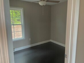 173 Steve Nix Rd in Seneca, SC - Building Photo - Building Photo