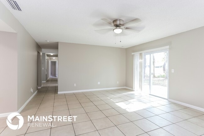503 Wynnwood Dr in Brandon, FL - Building Photo - Building Photo