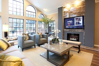 Chesapeake Bay in Newport News, VA - Building Photo - Interior Photo