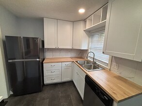 2002 E 17th St N in Wichita, KS - Building Photo - Building Photo