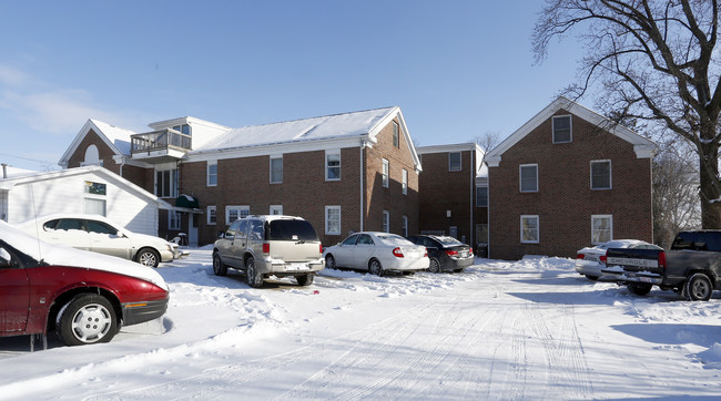 The Aquitaine in Muncie, IN - Foto de edificio - Building Photo