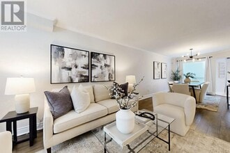 284 Lancrest St in Pickering, ON - Building Photo - Building Photo