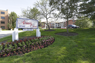 Atrium in The Village in Beachwood, OH - Building Photo - Building Photo