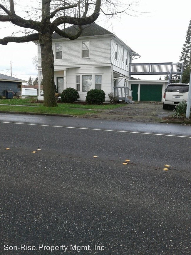 814 Front St in Lynden, WA - Building Photo - Building Photo
