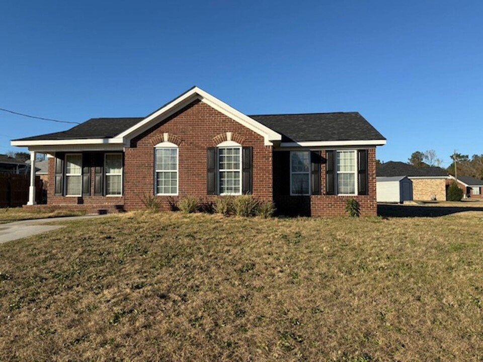 4331 Sanderling Dr in Augusta, GA - Building Photo