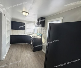 4754 Hickory Ave in Hammond, IN - Building Photo - Building Photo