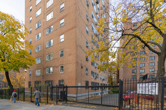 Kingsview Homes in Brooklyn, NY - Foto de edificio - Building Photo