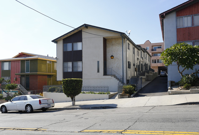 870 Figueroa Ter in Los Angeles, CA - Building Photo - Building Photo