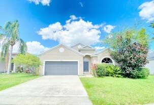 4894 Waterside Pointe Cir in Orlando, FL - Building Photo