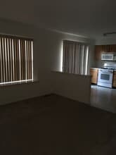 101 Coventry Way in Mount Laurel, NJ - Building Photo - Building Photo