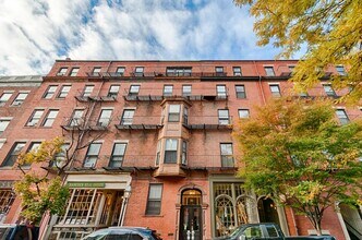 82 Charles St in Boston, MA - Building Photo - Building Photo