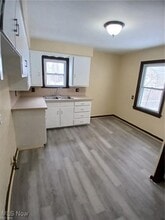 75 S Schenley Ave in Youngstown, OH - Building Photo - Building Photo