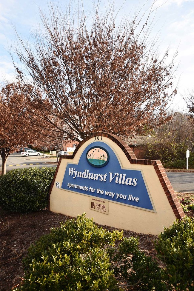 Wyndhurst Villas in Lynchburg, VA - Building Photo - Building Photo