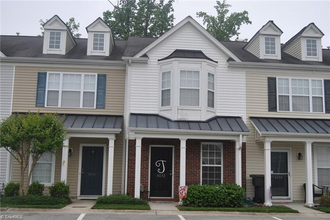 4052 Tarrant Trace Cir in High Point, NC - Building Photo