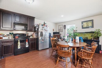 1812 Village Park Trail in Burleson, TX - Building Photo - Building Photo