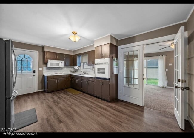 706 Boesel Ave in Manville, NJ - Building Photo - Building Photo