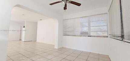 2781 NW 13th Ct in Fort Lauderdale, FL - Building Photo - Building Photo