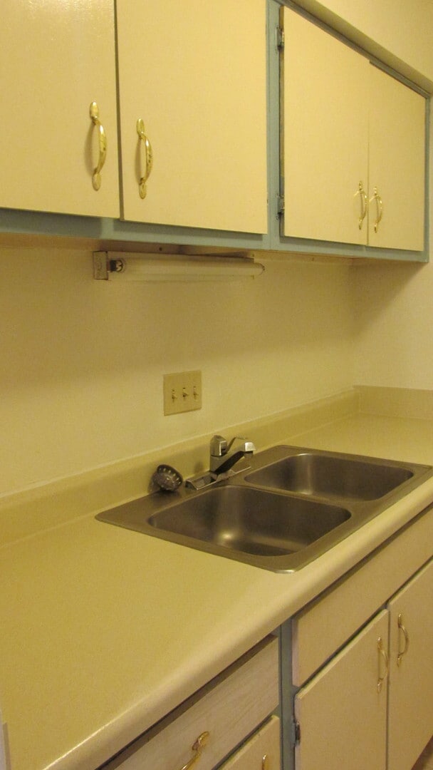 property at 220 Orchard Trace Ln
