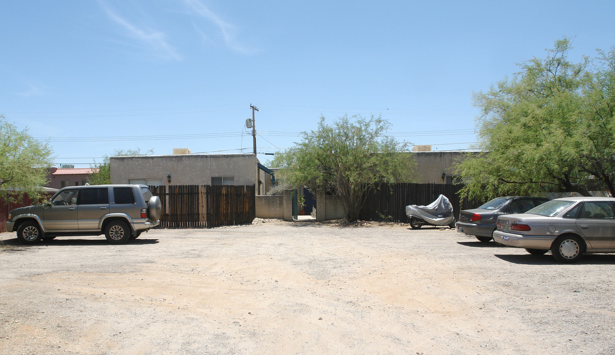 1136-1142 E Drachman St in Tucson, AZ - Building Photo