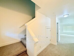 3114 NW 47th Dr in Camas, WA - Building Photo - Building Photo