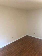 2021 Harvest Ln in Charlotte, NC - Building Photo - Building Photo