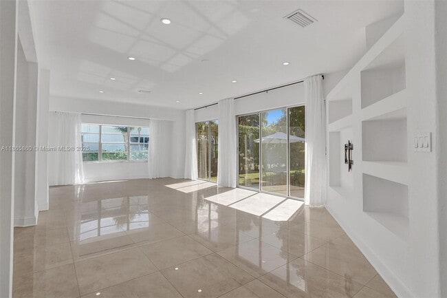 property at 1318 Jackson St