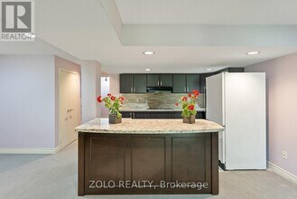 27 Abraham Ave in Markham, ON - Building Photo - Building Photo