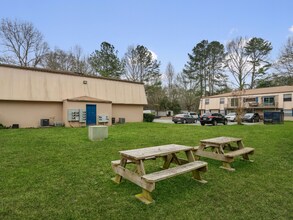 737 Boggs Rd-Unit -3C in Mableton, GA - Building Photo - Building Photo
