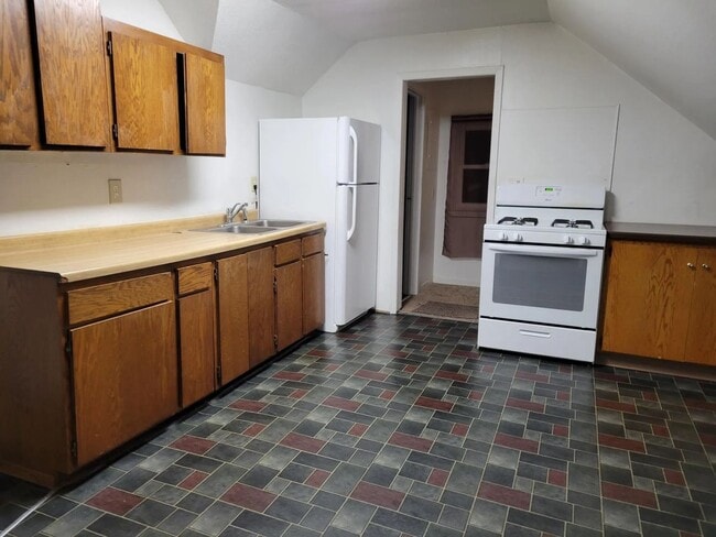 502 S Rum River Dr in Princeton, MN - Building Photo - Building Photo