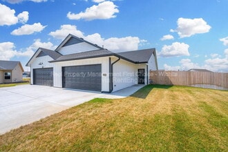 3612 W Angel St in Wichita, KS - Building Photo - Building Photo