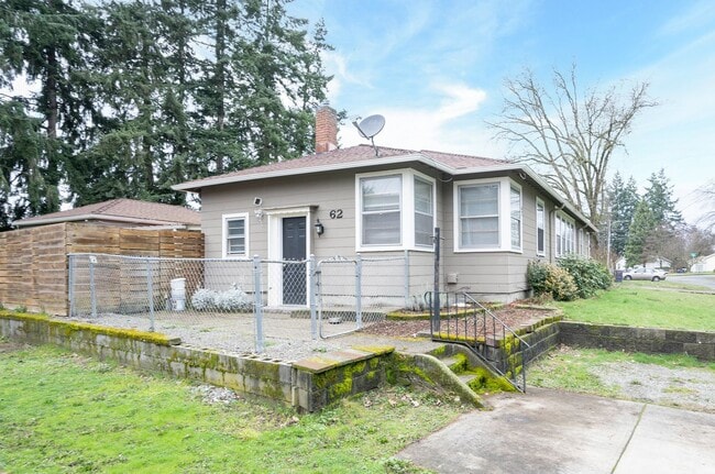 62 S Idaho St in Tacoma, WA - Building Photo - Building Photo
